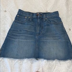 Madewell denim skirt!
